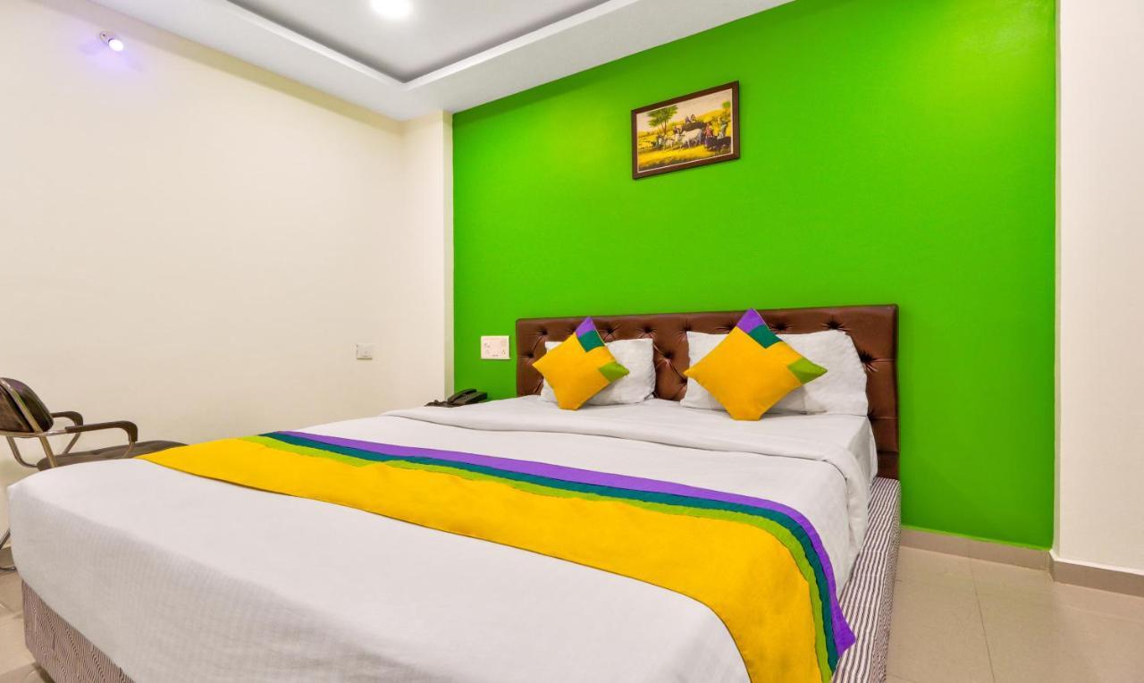 Itsy Hotels Carnival Inn Ναγκπούρ Εξωτερικό φωτογραφία